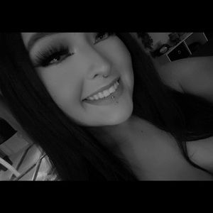 Meet your Posher, Bella